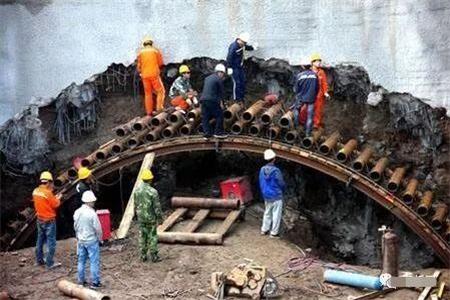 婺城隧道钢花管支护案例